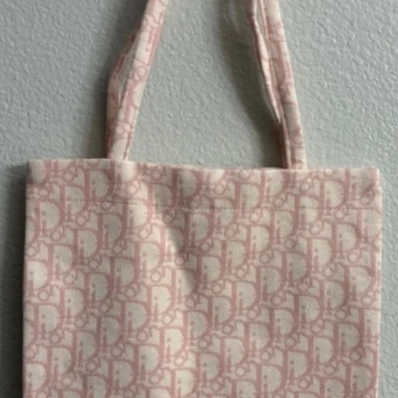 Dior Beaute Trotter Tote - Picture 2 of 3